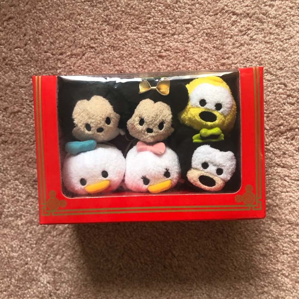NIB 2015 Lunar New Year Tsum Tsum